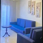 Cozy 2-bed By The Kings Avenue Mall Apartament *