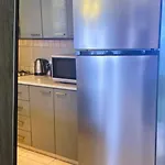 Cozy 2-bed By The Kings Avenue Mall *