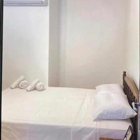 Cozy 2-bed By The Kings Avenue Mall Apartament Pafos