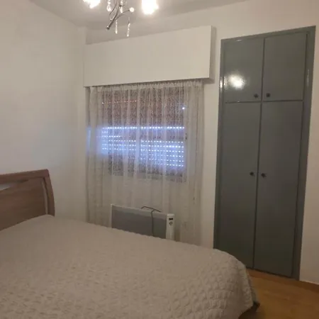 Cozy 2-bed By The Kings Avenue Mall 公寓 Paphos