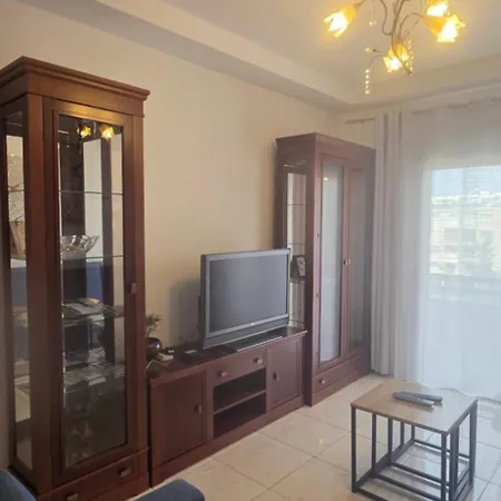 Cozy 2-bed By The Kings Avenue Mall 公寓 Paphos