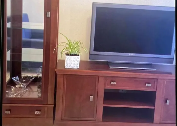 アパート Cozy 2-bed By The Kings Avenue Mall *